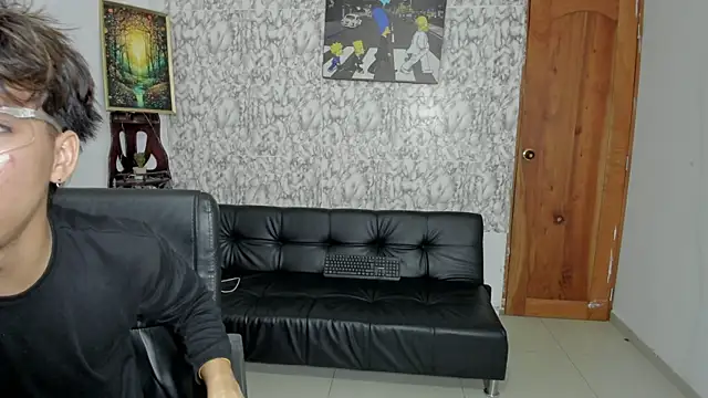 Snapshot of sebastian_jhonson chatting on 8, 10, 2025 sebastian jhonson online show from 8, 10, 2025