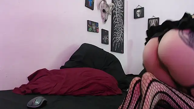 Snapshot of Valakiablood chatting on 1, 4, 2026 Valakiablood online show from 1, 4, 2026