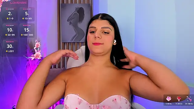 Snapshot of PauliinaBelle_ chatting on 3, 5, 2026 PauliinaBelle online show from 3, 5, 2026