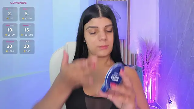 Snapshot of PauliinaBelle_ chatting on 9, 5, 2026 PauliinaBelle online show from 9, 5, 2026