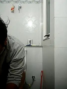 vardh033 online show from 25, 3, 2026