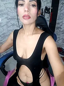 Snapshot of AlisSon__hot chatting on 7, 11, 2025 AlisSon hot online show from 7, 11, 2025