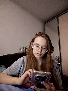 Snapshot of AlisaWyn chatting on 5, 3, 2026 AlisaWyn online show from 5, 3, 2026