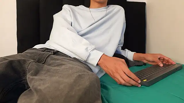 Snapshot of alexmark_ chatting on 13, 2, 2026 alexmark online show from 13, 2, 2026