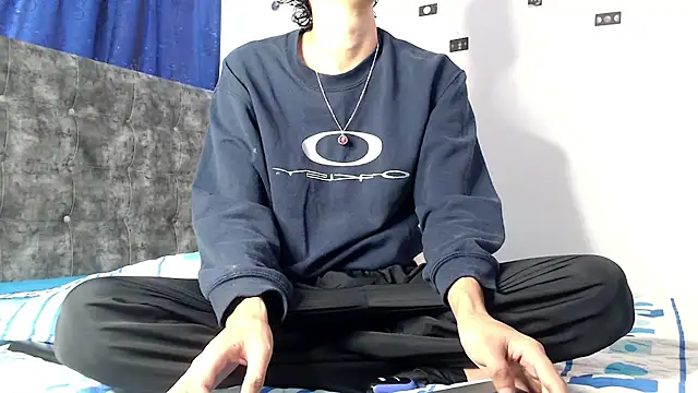 Snapshot of alexmark_ chatting on 6, 4, 2026 alexmark online show from 6, 4, 2026