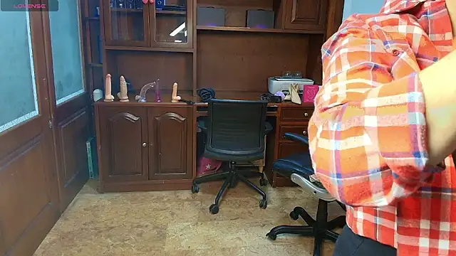 Snapshot of SexyRachel_ chatting on 2, 2, 2026 SexyRachel online show from 2, 2, 2026