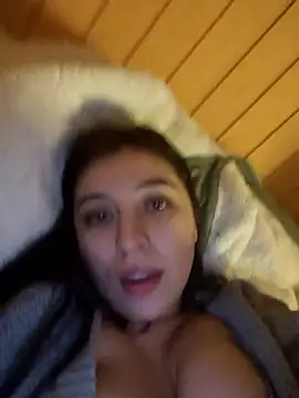 caronicole77 online show from 12, 9, 2025