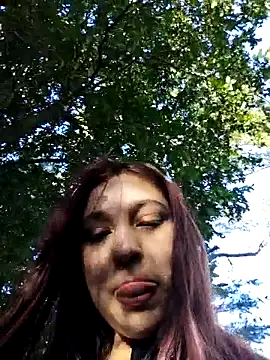 Snapshot of caronicole77 chatting on 8, 4, 2026 caronicole77 online show from 8, 4, 2026