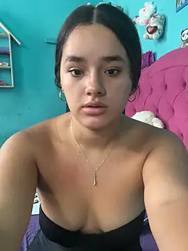Snapshot of Luciaparker03 chatting on 11, 10, 2025 Luciaparker03 online show from 11, 10, 2025