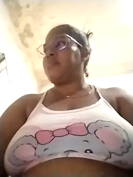 Big ass submissive online show from 6, 10, 2025