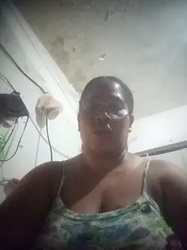 Big ass submissive online show from 11, 11, 2025