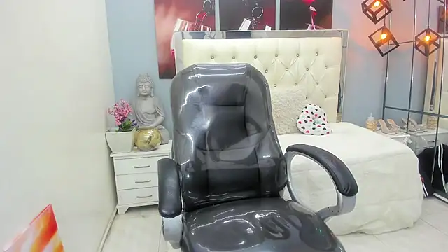 Eilish hall online show from 14, 12, 2025