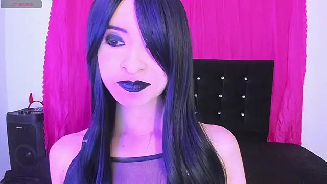 cutenaked 8 online show from 31, 5, 2026