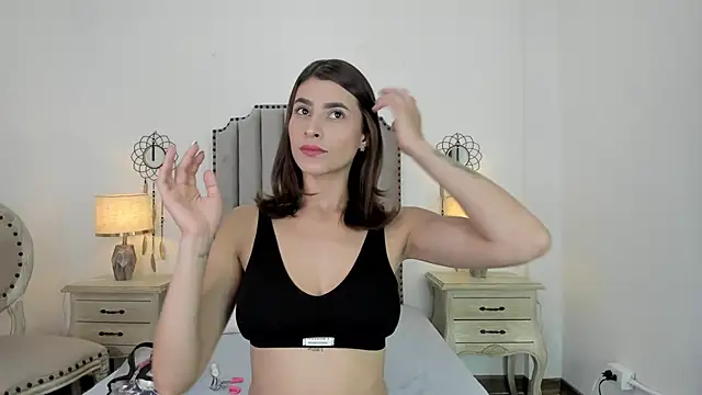 Snapshot of LanaFerrer chatting on 8, 10, 2025 LanaFerrer online show from 8, 10, 2025