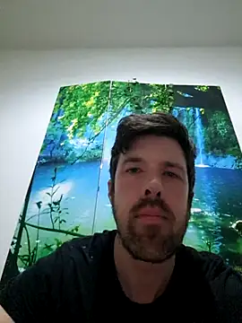 Snapshot of welcome-to-the-jungle chatting on 21, 3, 2026 welcome-to-the-jungle online show from 21, 3, 2026