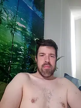 Snapshot of welcome-to-the-jungle chatting on 22, 3, 2026 welcome-to-the-jungle online show from 22, 3, 2026
