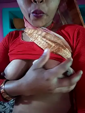 Snapshot of Monika_thakurr chatting on 9, 4, 2026 Monika thakurr online show from 9, 4, 2026