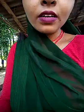 Snapshot of Monika_thakurr chatting on 2, 6, 2026 Monika thakurr online show from 2, 6, 2026