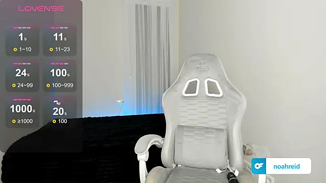 Snapshot of SelinaStorm chatting on 7, 3, 2026 SelinaStorm online show from 7, 3, 2026