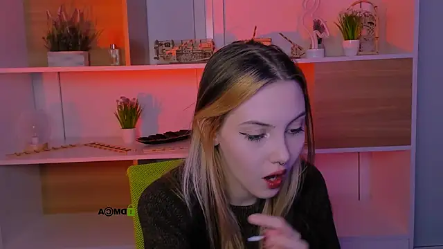 luna tin online show from 14, 10, 2025