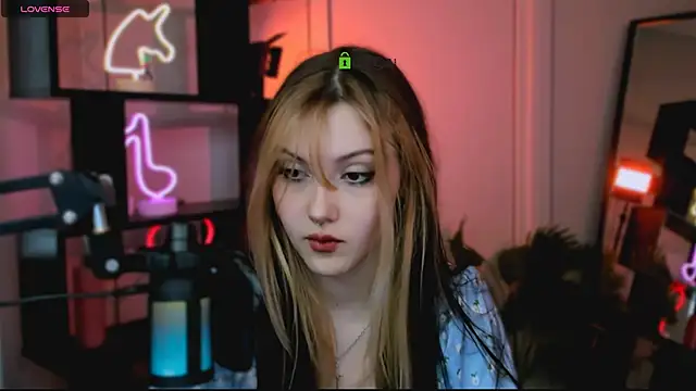 luna tin online show from 25, 11, 2025