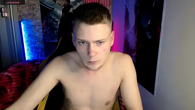 Snapshot of Xavier_Night81 chatting on 5, 12, 2025 Xavier Night81 online show from 5, 12, 2025