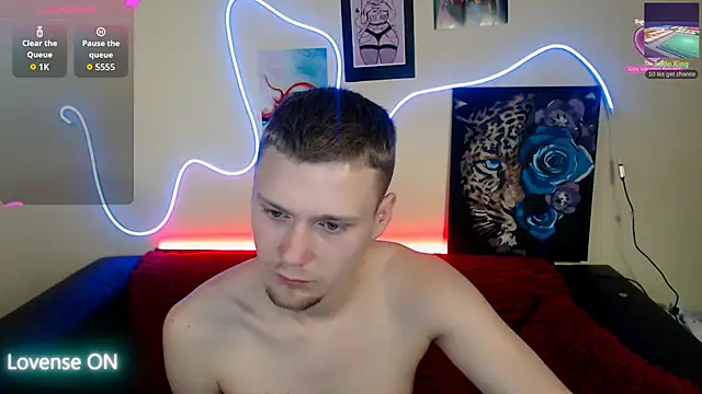 Snapshot of Xavier_Night81 chatting on 14, 12, 2025 Xavier Night81 online show from 14, 12, 2025