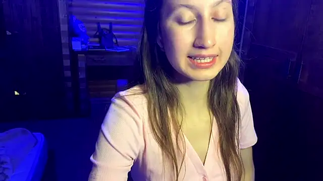 Shyselly online show from 2, 10, 2025