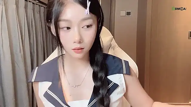 Makinghappymyself  online show from 14, 11, 2025