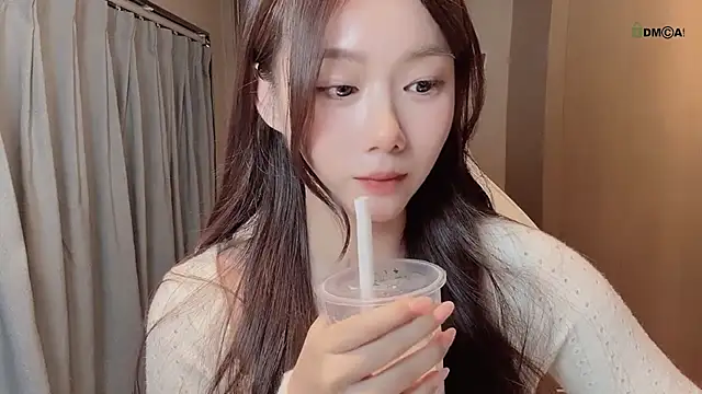 Makinghappymyself  online show from 25, 11, 2025