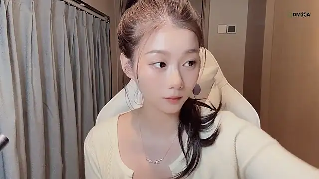 Makinghappymyself  online show from 26, 11, 2025