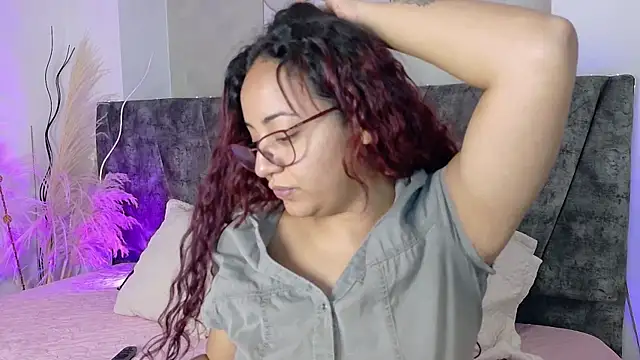 Snapshot of DaniniAnderson chatting on 2, 6, 2026 DaniniAnderson online show from 2, 6, 2026