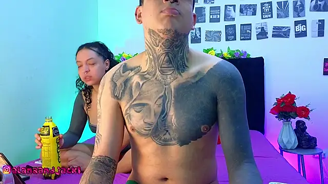 Sarahandzack online show from 22, 9, 2025