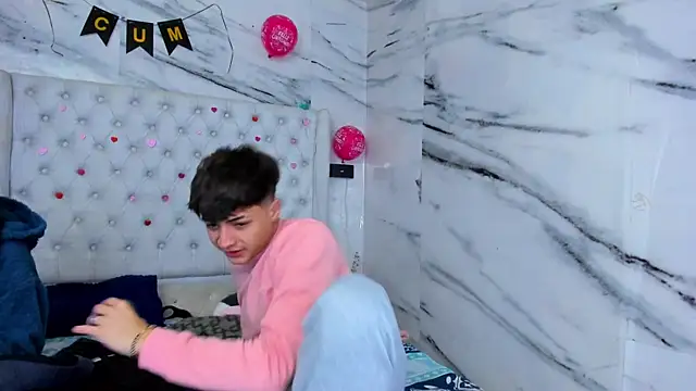 Ari and Storm online show from 14, 4, 2026