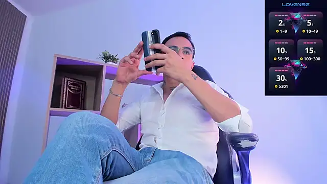 LiamDeep online show from 2, 3, 2026