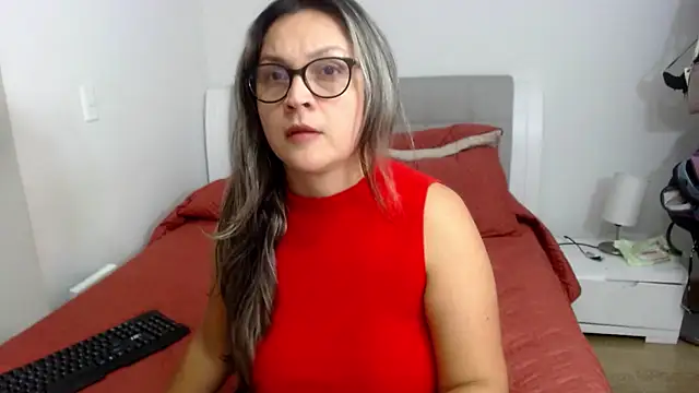 Snapshot of sophie_lopez1 chatting on 10, 1, 2026 sophie lopez1 online show from 10, 1, 2026