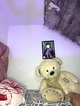 Melody rouxxx online show from 19, 12, 2025