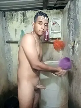 Snapshot of lalop221 chatting on 20, 11, 2025 lalop221 online show from 20, 11, 2025