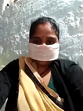 Snapshot of Sheema_tyagi chatting on 28, 10, 2025 Sheema tyagi online show from 28, 10, 2025