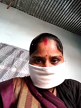 Snapshot of Sheema_tyagi chatting on 24, 11, 2025 Sheema tyagi online show from 24, 11, 2025