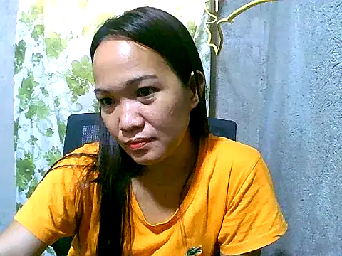 Snapshot of Sexxypinay chatting on 15, 10, 2025 Sexxypinay online show from 15, 10, 2025