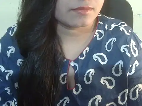 Snapshot of Aanya_Hazel chatting on 9, 11, 2025 Aanya Hazel online show from 9, 11, 2025