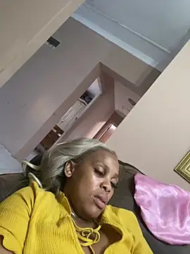 Snapshot of 031bubbles chatting on 3, 5, 2026 031bubbles online show from 3, 5, 2026