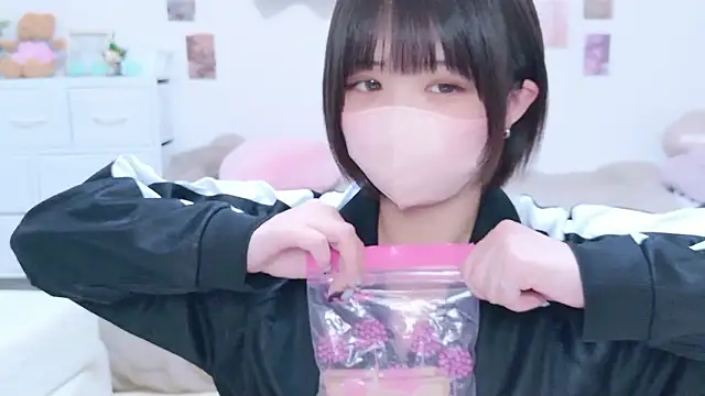 Snapshot of Hinata_Sun chatting on 12, 3, 2026 Hinata Sun online show from 12, 3, 2026