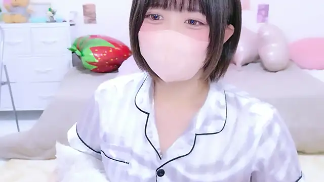 Snapshot of Hinata_Sun chatting on 1, 4, 2026 Hinata Sun online show from 1, 4, 2026