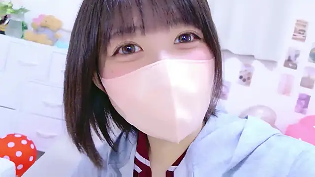 Snapshot of Hinata_Sun chatting on 10, 4, 2026 Hinata Sun online show from 10, 4, 2026