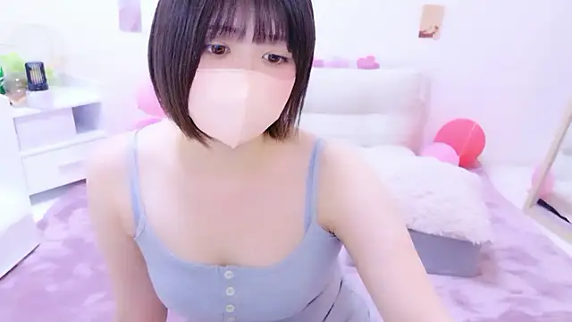 Snapshot of Hinata_Sun chatting on 12, 4, 2026 Hinata Sun online show from 12, 4, 2026