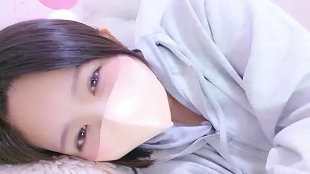 Snapshot of Hinata_Sun chatting on 14, 4, 2026 Hinata Sun online show from 14, 4, 2026