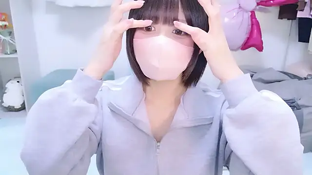 Snapshot of Hinata_Sun chatting on 16, 4, 2026 Hinata Sun online show from 16, 4, 2026