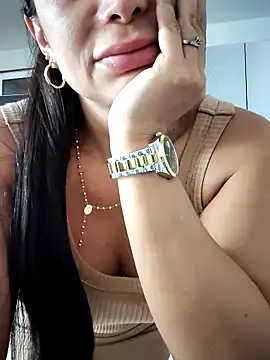 Snapshot of mia_mancinii chatting on 8, 4, 2026 mia mancinii online show from 8, 4, 2026